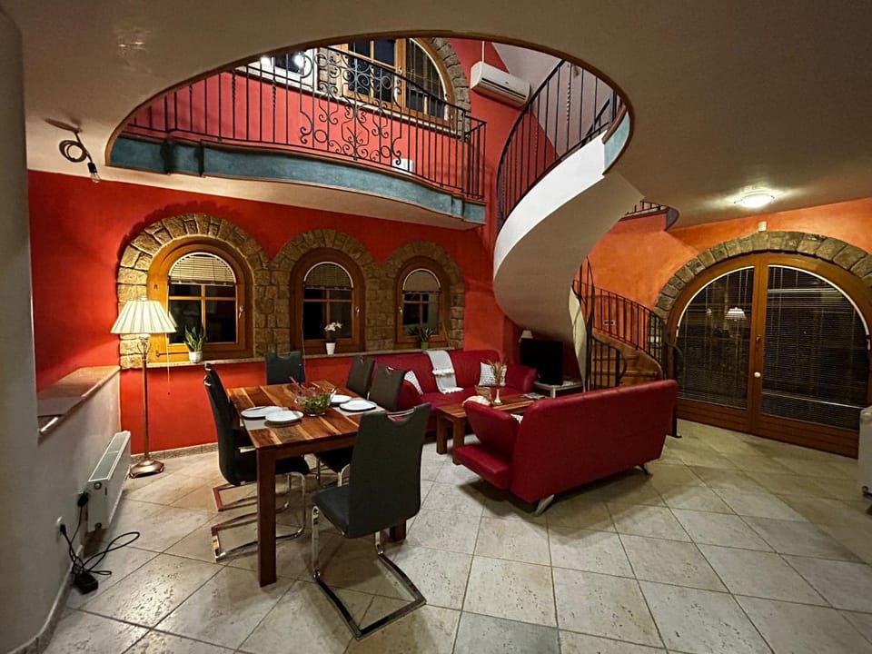 Living room, Seating area, Dining area