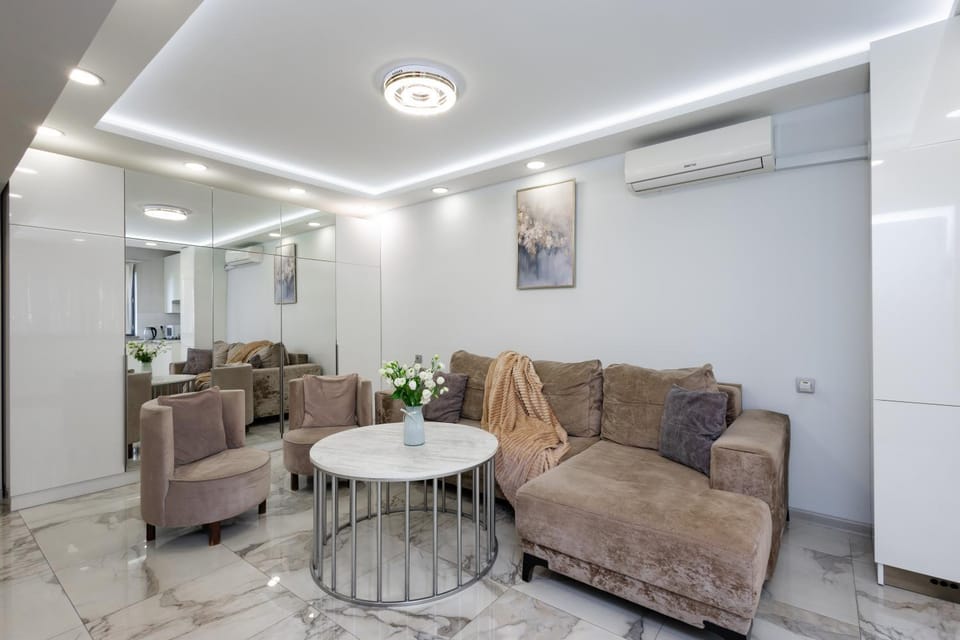 Khorenatsi street, Beautiful & Modern1 bedroom apartment XO444 Apartment in Yerevan
