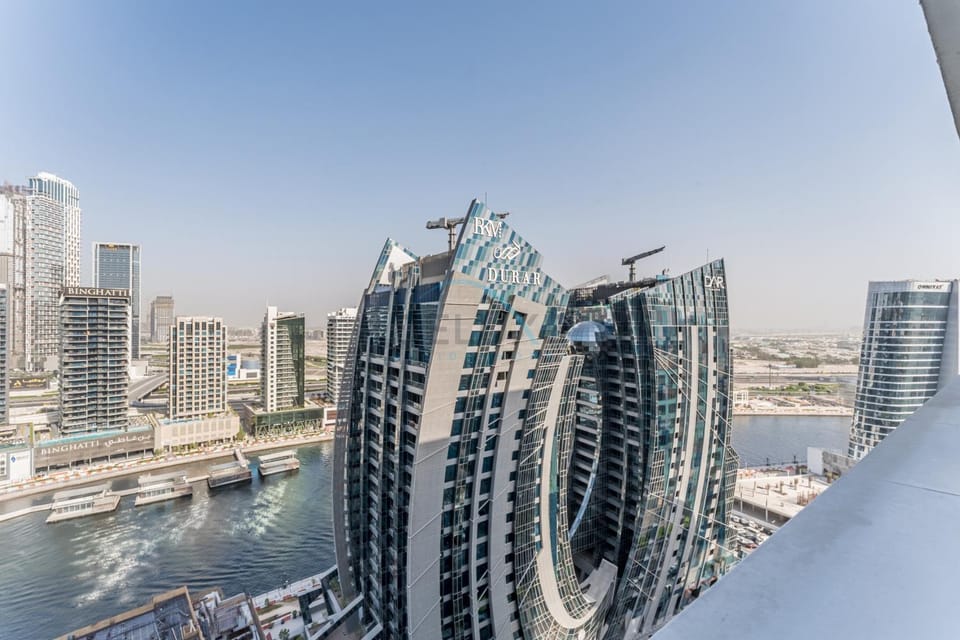 Nearby landmark, City view, Lake view, Landmark view