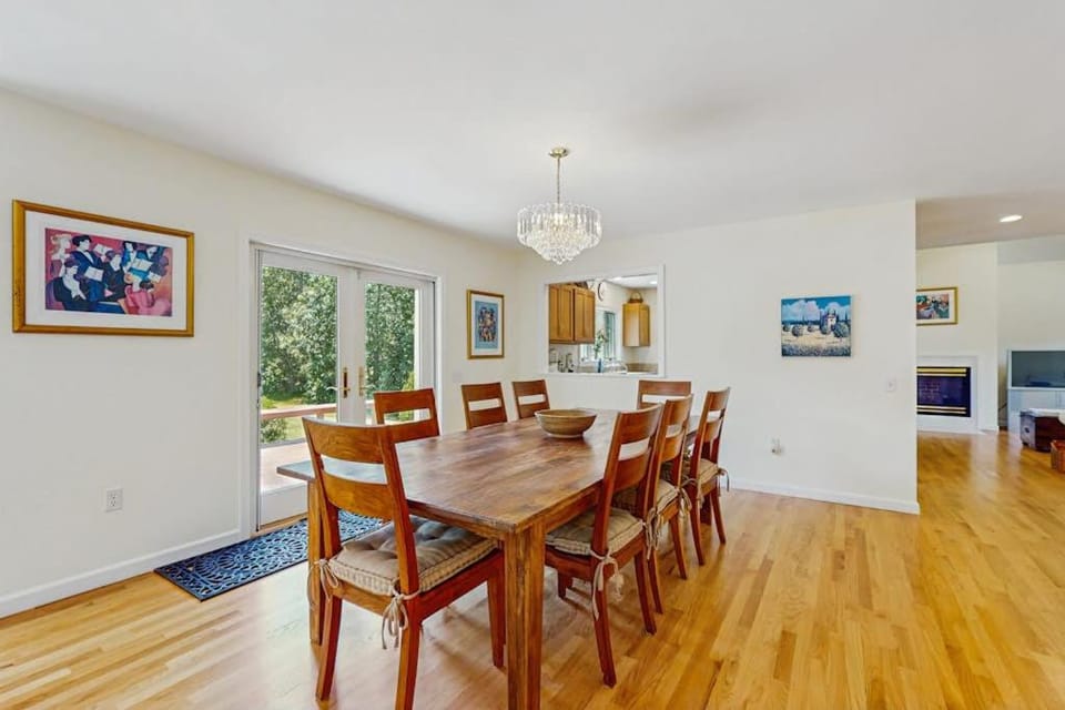 Family Getaway House in Tisbury