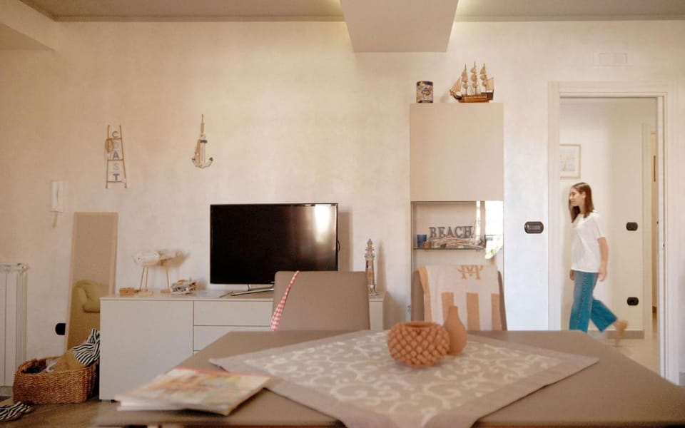 TV and multimedia, Kitchen or kitchenette, Dining area, kitchen