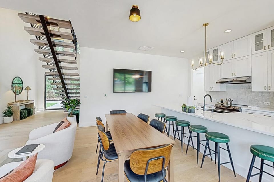 LBJ Overlook House in Kingsland