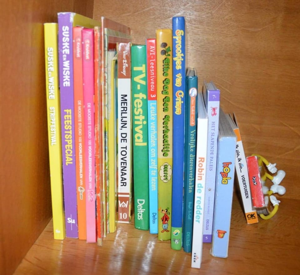 Library, Decorative detail