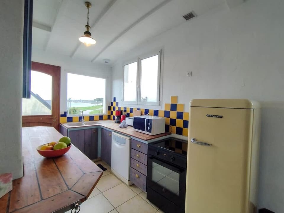 TY GAZEL - Charmante maison a 200m de la plage House in Saint-Pabu