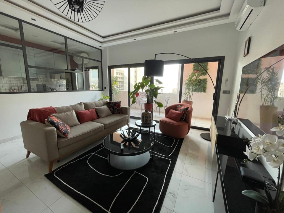Patio, TV and multimedia, internet