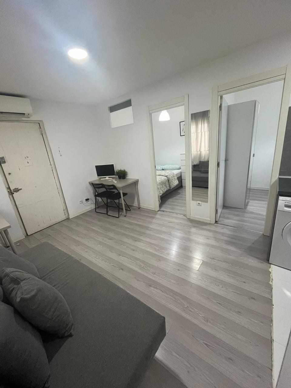 EL14 Apartamento 2 dormitorios Chamberi Wifi Apartment in Madrid