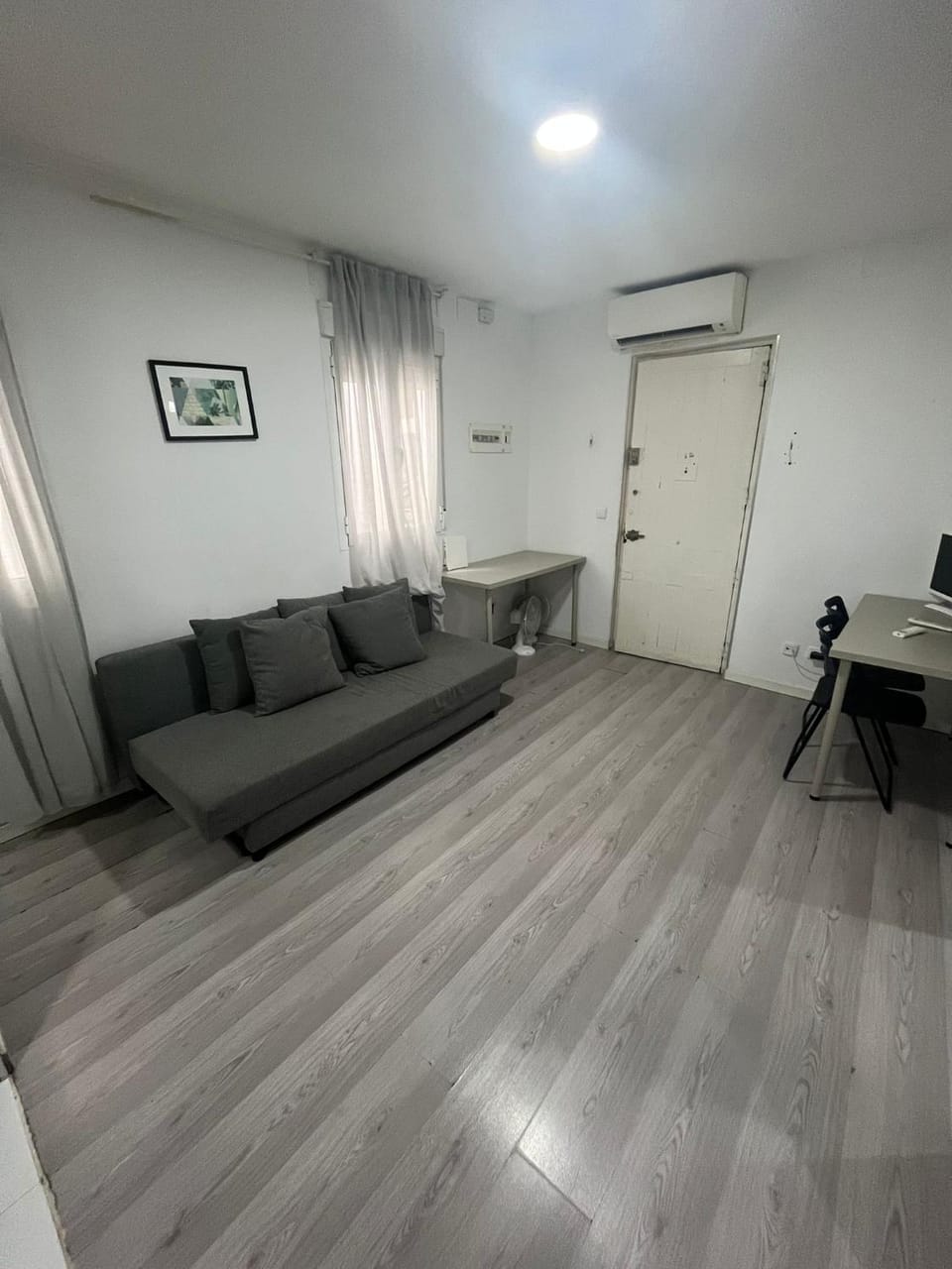 EL14 Apartamento 2 dormitorios Chamberi Wifi Apartment in Madrid