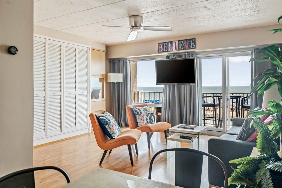Seaside Star - On The Boardwalk House in Rehoboth Beach