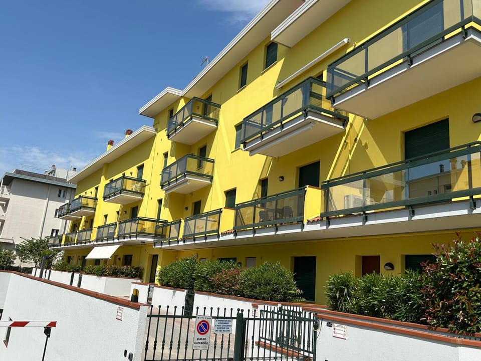 Condominio Nevada a pochi passi dal mare da Agenzia Colla Jesolo Apartment in Lido di Jesolo
