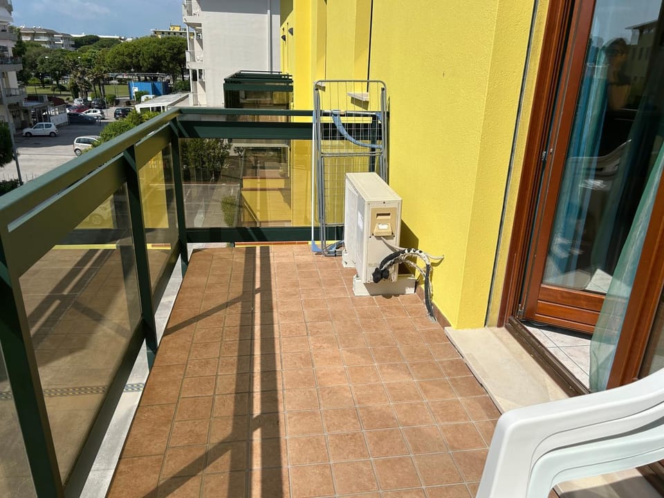 Condominio Nevada a pochi passi dal mare da Agenzia Colla Jesolo Apartment in Lido di Jesolo