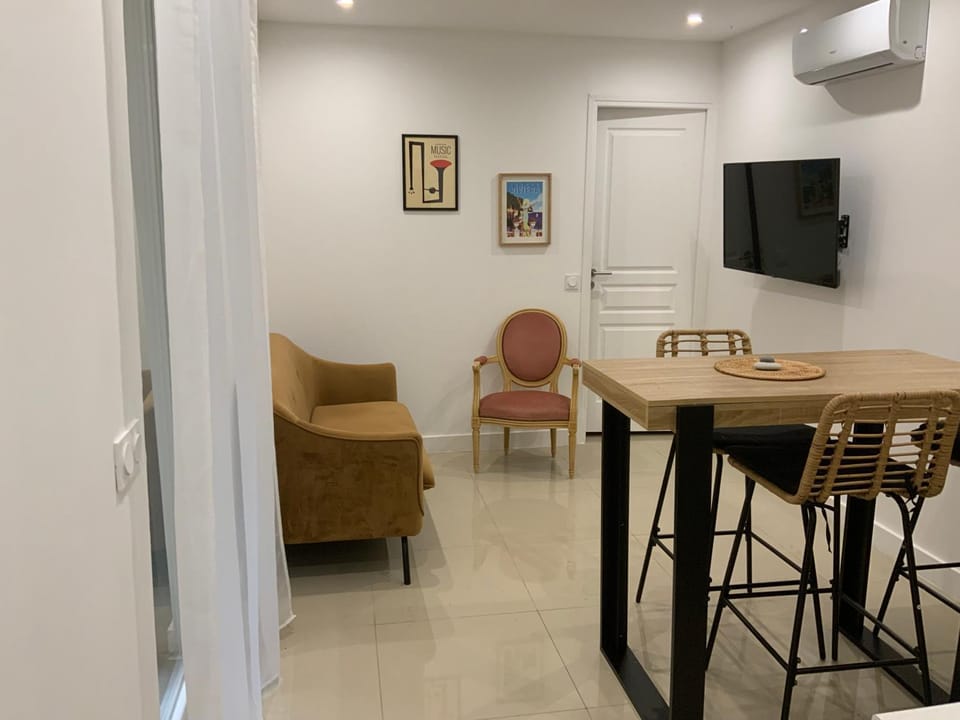 appartement avec patio vielle Antibes Apartment in Antibes