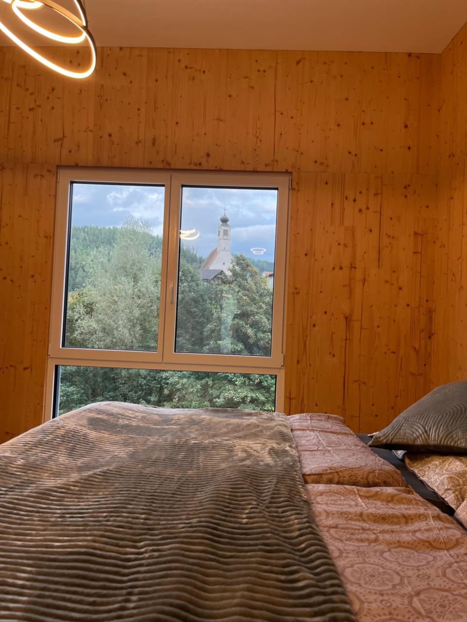Natural landscape, Photo of the whole room