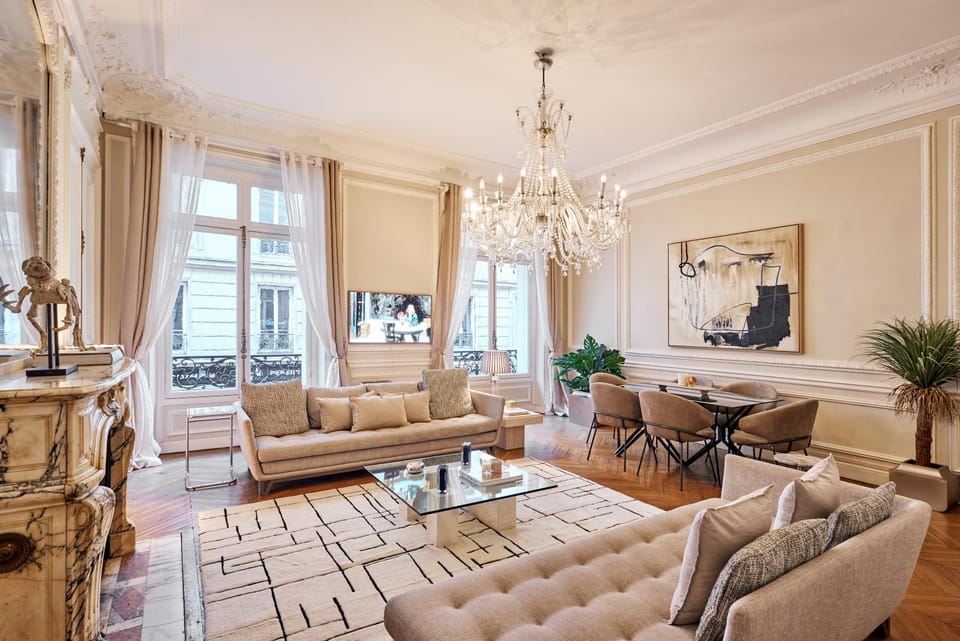 TV and multimedia, Living room, Street view