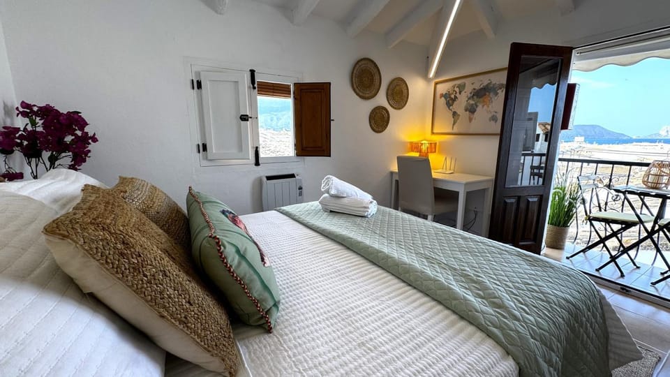 Harmonia De La Mar House in Marina Baixa