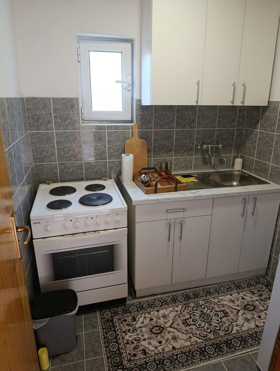 Kitchen or kitchenette, stove