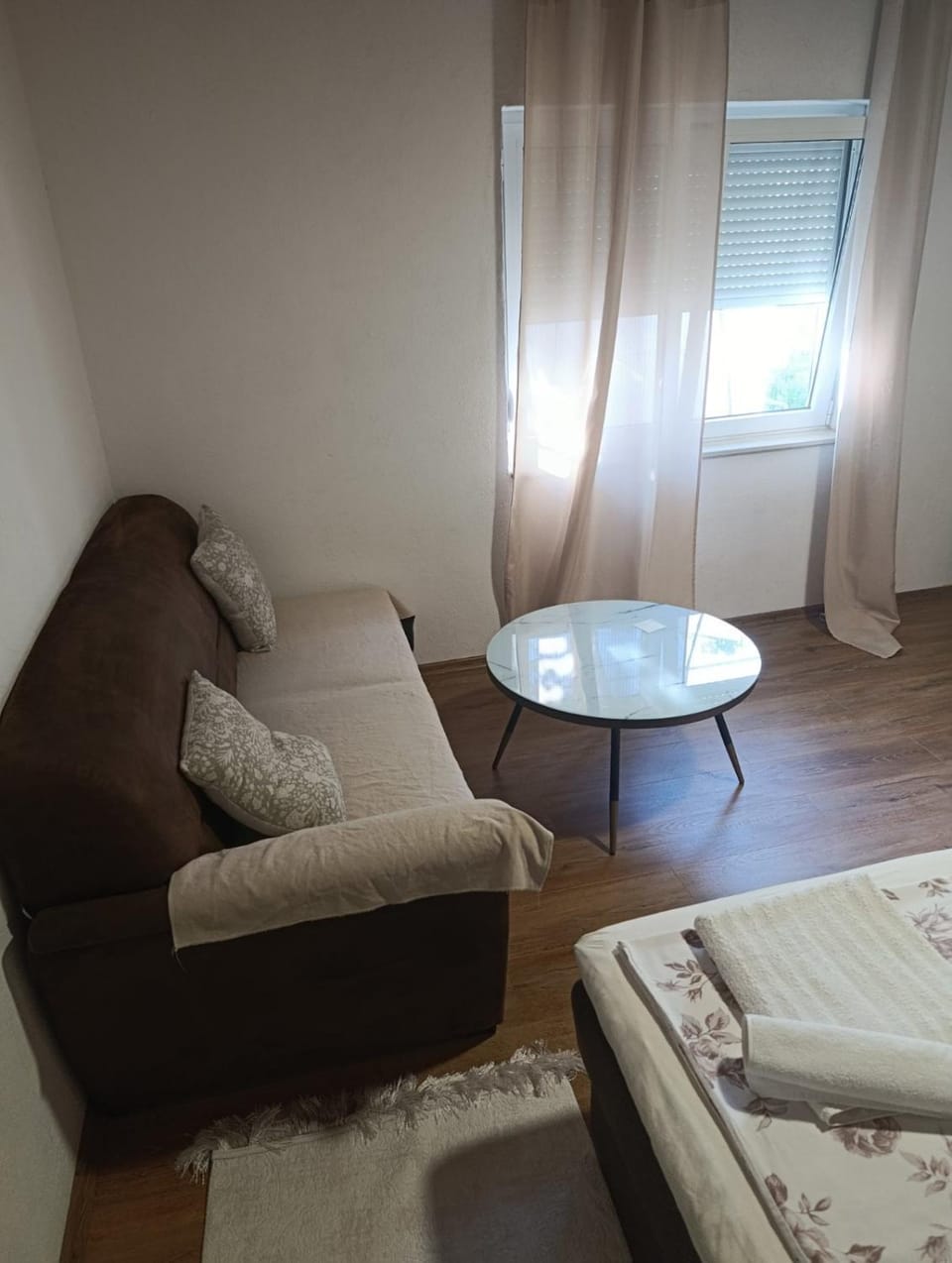 Bed, Living room, Seating area