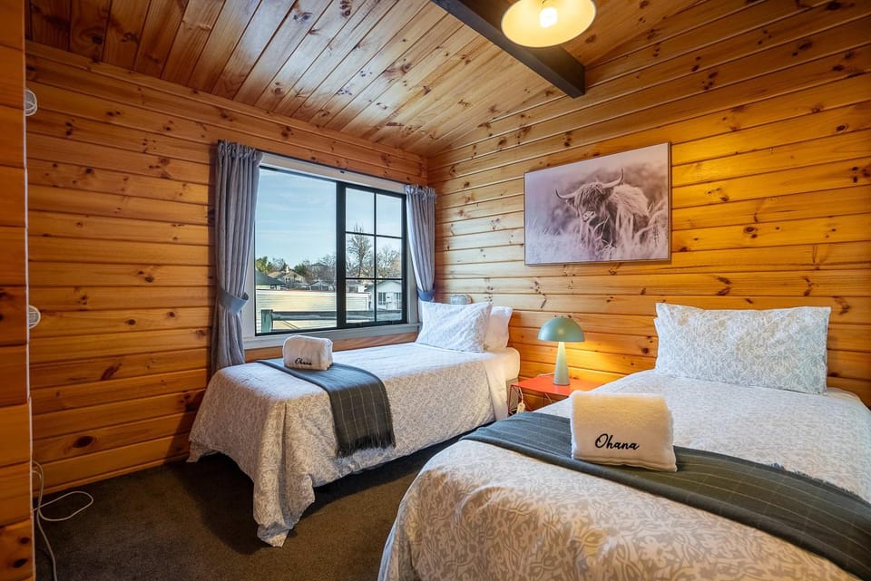 Gemini - 2BR Near Church Trails Stargazing House in Lake Tekapo