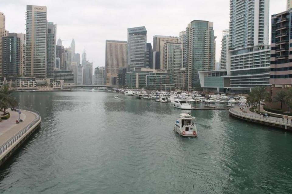 Stunning 1Bedroom Apartment 5 min walking distance Metro and JBR Beach Apartment in Dubai