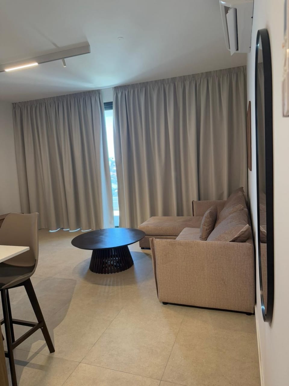 TV and multimedia, Living room, Photo of the whole room, Seating area