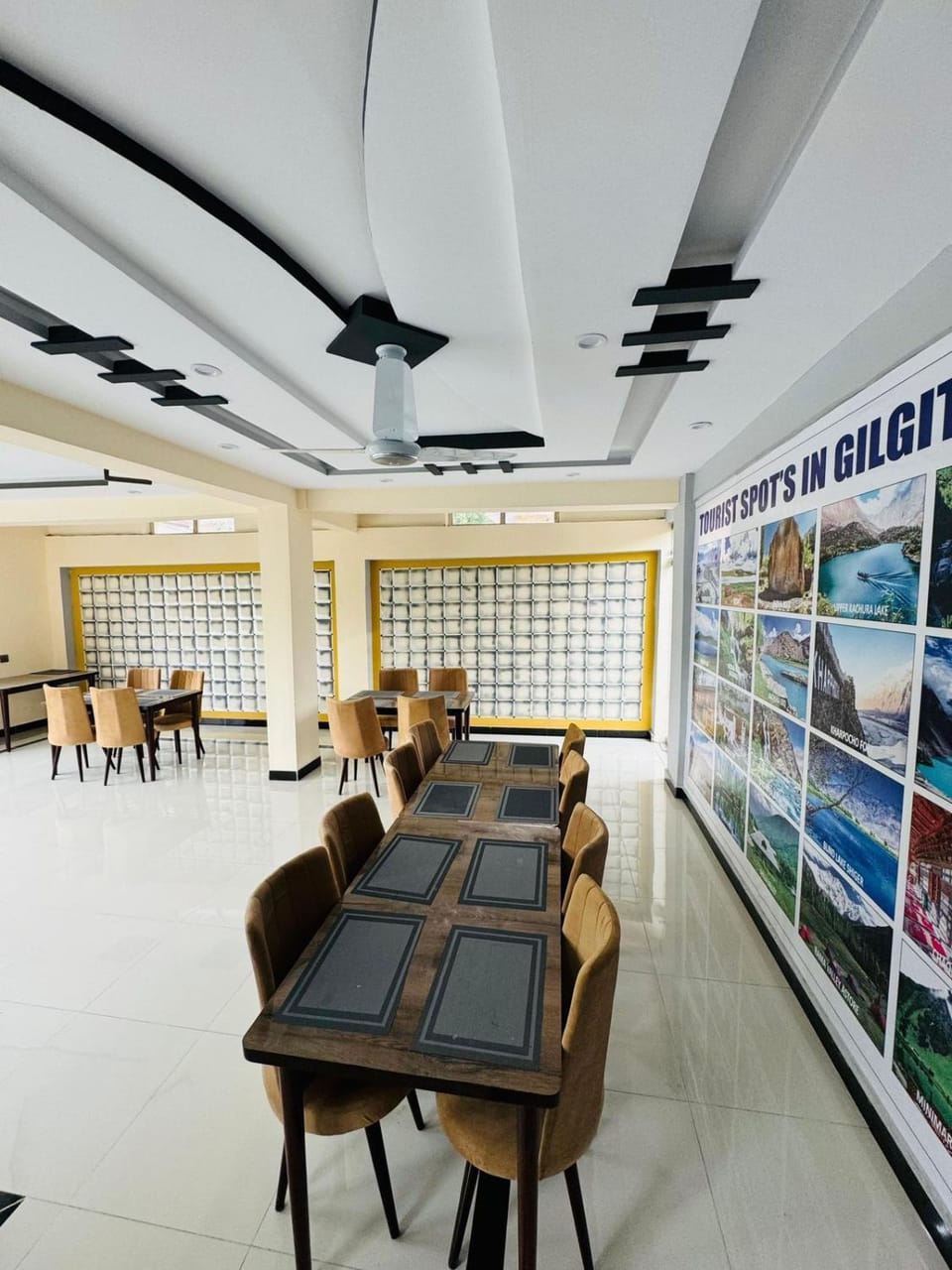 Property building, Restaurant/places to eat, Breakfast