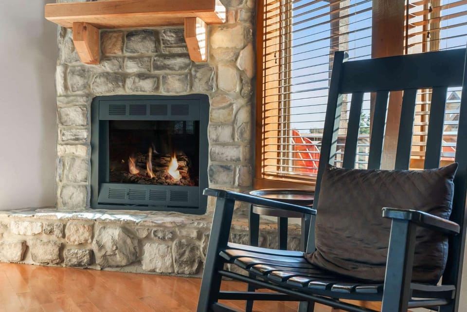 Kemper's Cabin by Silver Dollar City - Ideally located Cabin in Indian Point