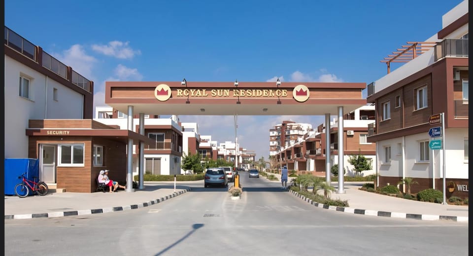 Property building, Day, Street view, Location, Parking