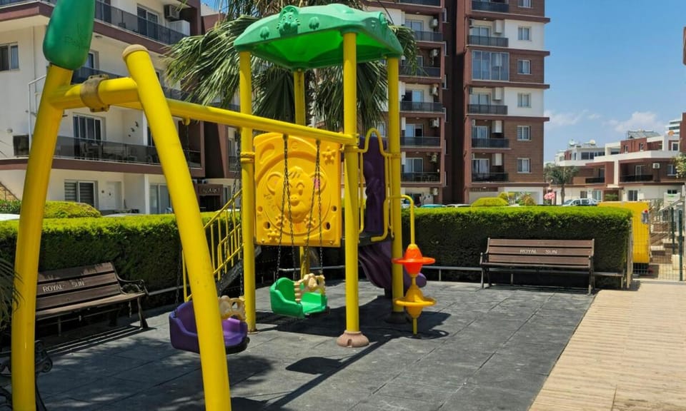 Day, Children play ground