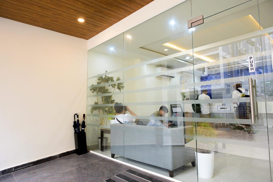 Facade/entrance, Lobby or reception