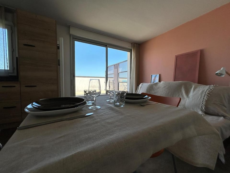 Terrasse privée, proche Bordeaux, vue imprenable Apartment in Bordeaux
