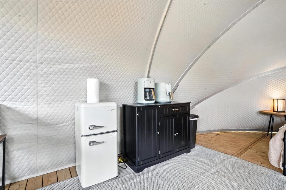 Secluded Glamping Retreat in the Black Hills Luxury tent in East Custer