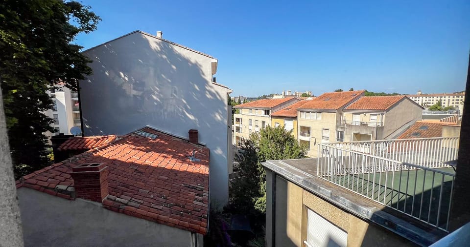 Property building, City view
