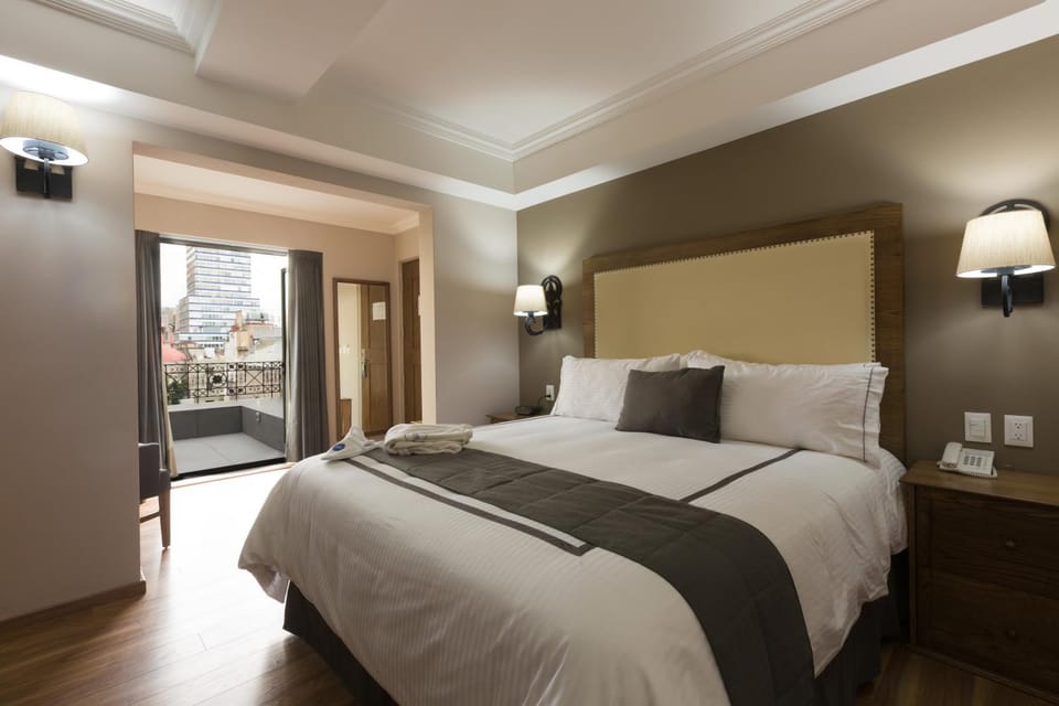 Bed, Photo of the whole room