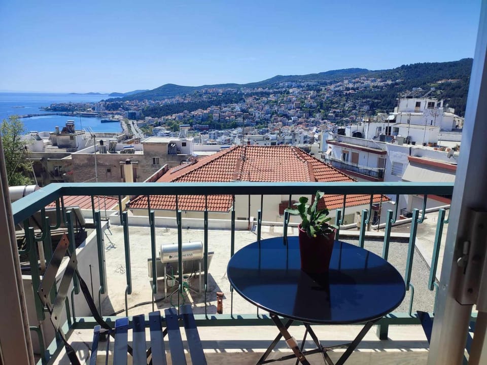 Silent View Apartment in Kavala