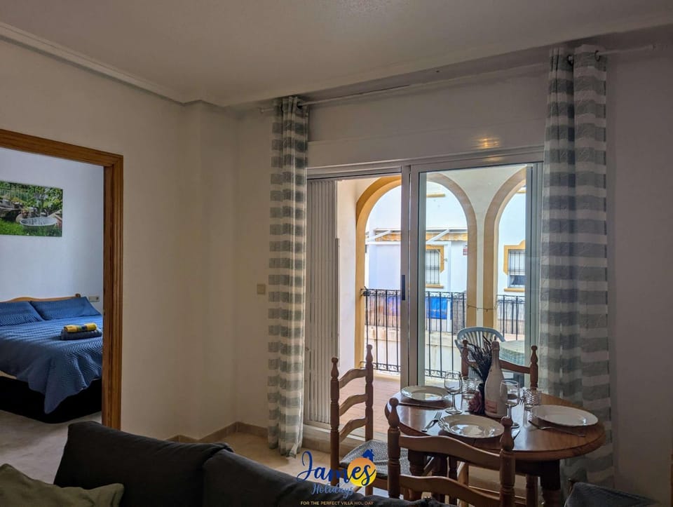 Cosy Two Bed Apartment in La Zenia LZ13 Apartment in Vega Baja del Segura