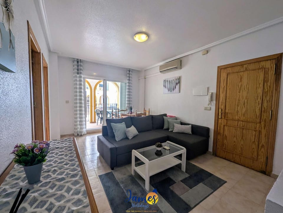 Cosy Two Bed Apartment in La Zenia LZ13 Apartment in Vega Baja del Segura