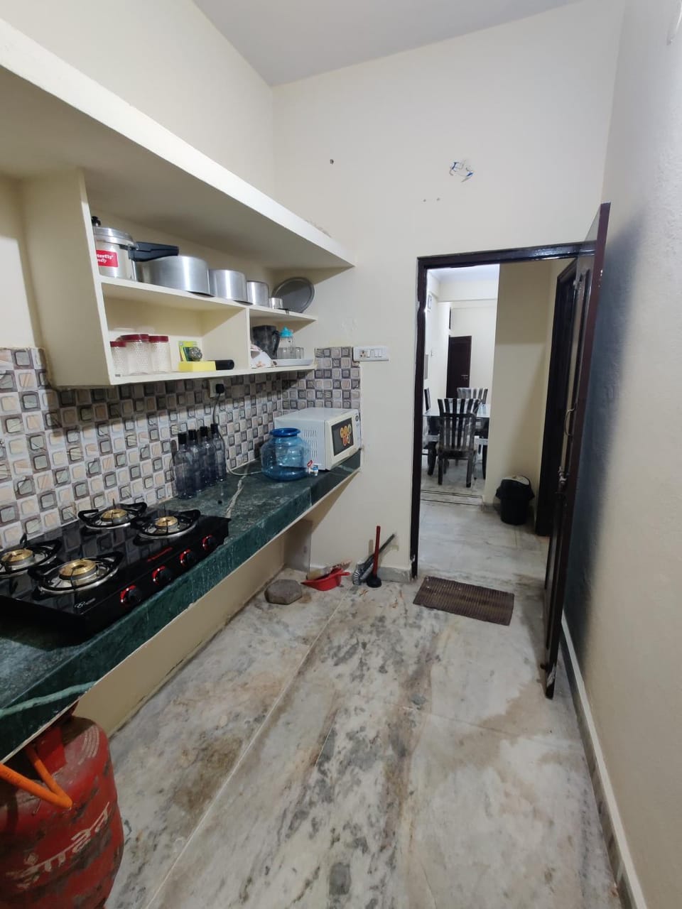 Kitchen or kitchenette