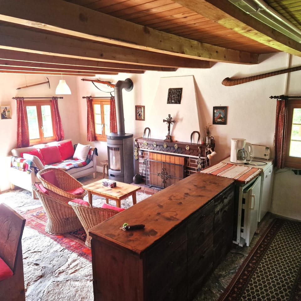 Communal lounge/ TV room, Living room