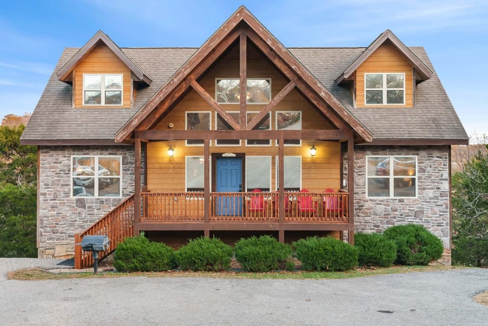 Kemper's Cabin in the Ozarks - Onsite amenities Cabin in Indian Point