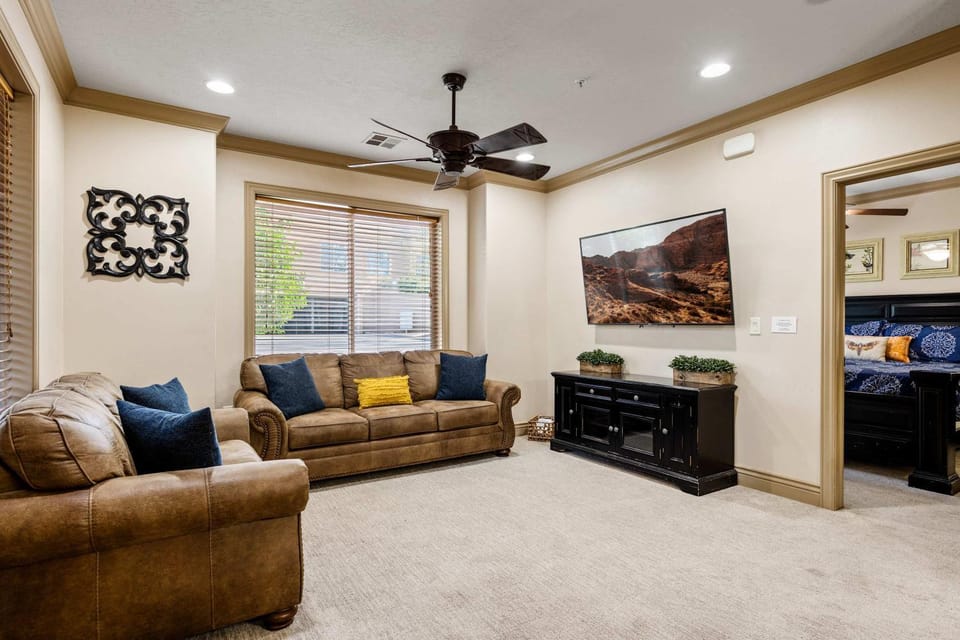 Sweet Retreat - Rest & Relax Near National Parks House in Washington