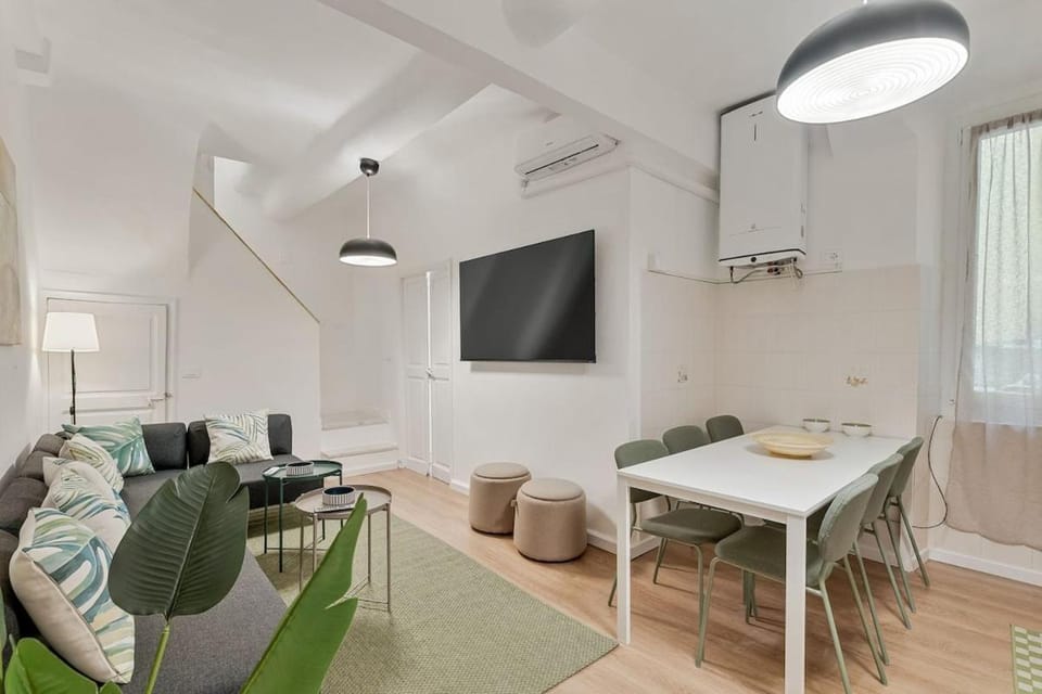 Vernazza Prestige 5TERRE 10 mt the sea AC Apartment in Vernazza