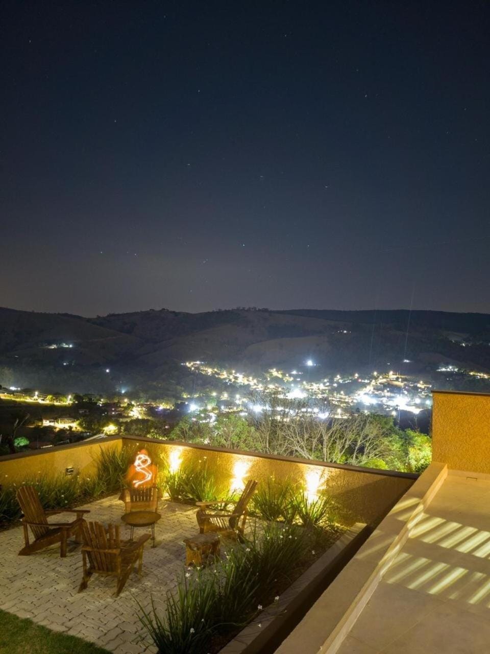 Chácara Pôr do Sol com Piscina Aquecida House in Socorro