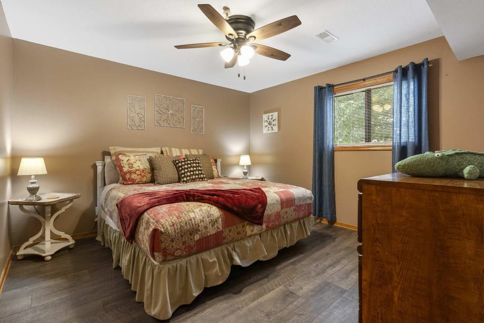 Vacay N Stay - Quiet Community Near Branson House in Table Rock Lake