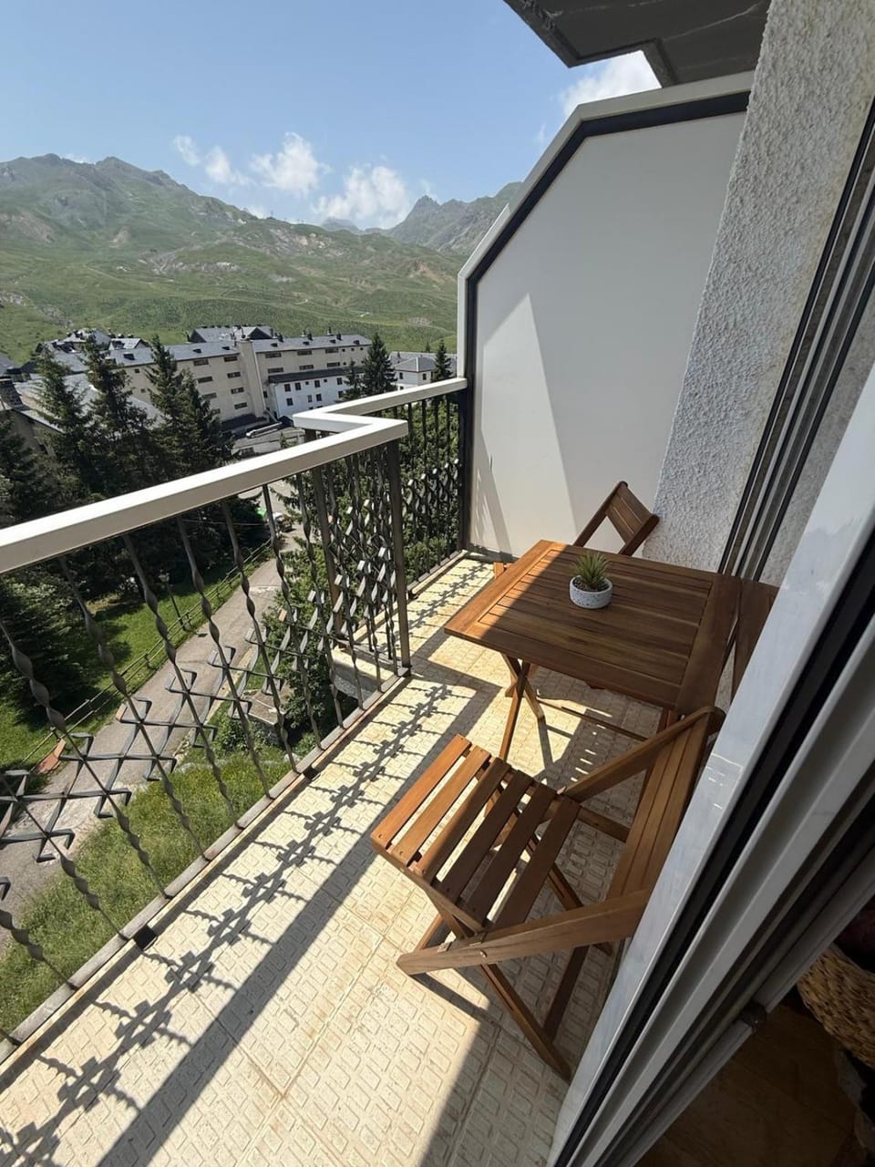 Ibón de Bucuesa Apartment in Formigal
