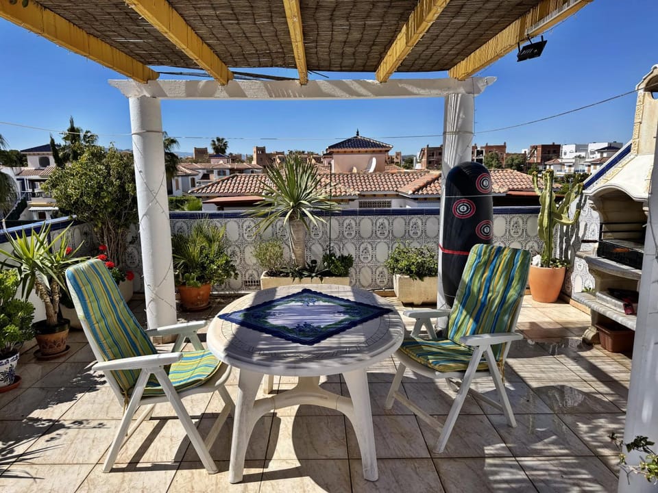 Day, BBQ facilities, View (from property/room), Balcony/Terrace