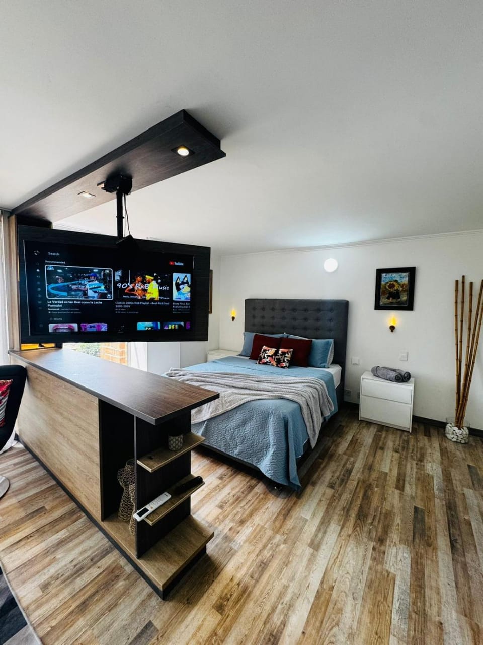 Communal lounge/ TV room, Bed, Photo of the whole room, Bedroom