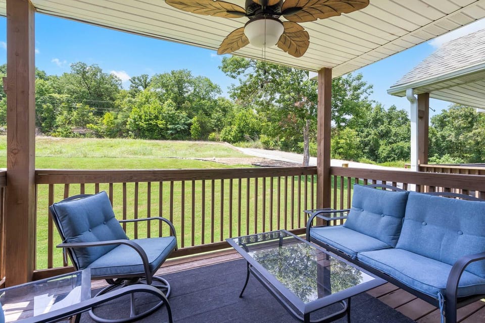 Scenic Spot Vacation Property House in Branson