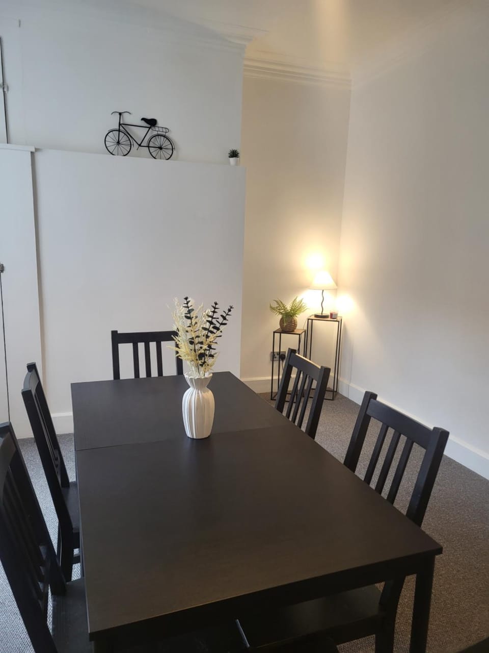 Relaxing Seaside Stay 3-Bed Home Minutes from Hythe Beach House in Hythe