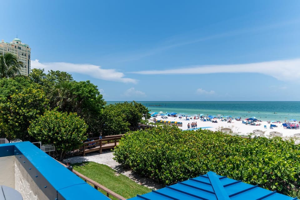 Relaxing Beachfront Stay at The Apollo Apartment in Marco Island