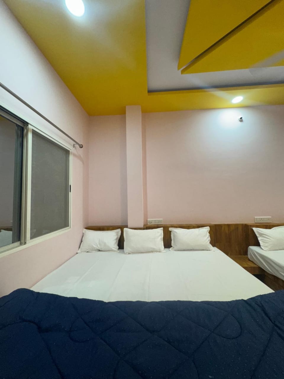 Hotel Rudrason Near Mahakaleshwar Temple, Ujjain Hotel in India