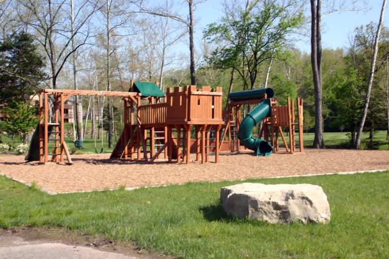 Birdie Lane Beauty - Golf Pools Gym & More House in Table Rock Lake